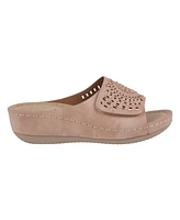 Gc Shoes Women's Adrina Embellished Wedge Sandals