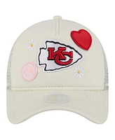 New Era Women's Cream Kansas City Chiefs All Love 9FORTY Adjustable Trucker Hat