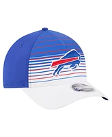 New Era Men's White/Royal Buffalo Bills Adventure Gradient 9FORTY M-Crown A-Frame Adjustable Hat