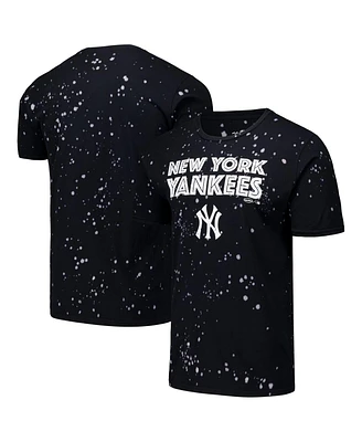 Majestic Men's Black/White New York Yankees Splatter T-Shirt