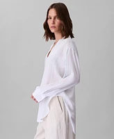 Calvin Klein Women's Printed Crinkled V-Neck Shirt