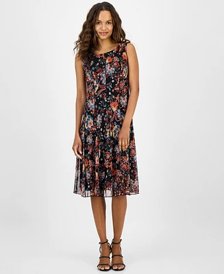 Connected Petite Floral Pleated Sleeveless Dress