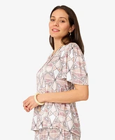 Cable & Gauge Women's Flutter Sleeve Tassel Pleated Top