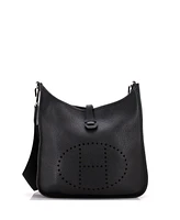 Pre-Owned Hermes Pm Evelyne Bag Gen I Clemence