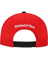 Mitchell & Ness Men's Red/Black Chicago Blackhawks Underarch Two-Tone Pro Crown Snapback Hat