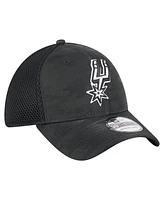 New Era Men's Black San Antonio Spurs Subtle Camo 39THIRTY Flex Hat