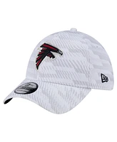 New Era Men's White Atlanta Falcons Gameday Graded 39THIRTY Flex Hat