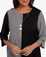 Alfred Dunner Petite Santa Barbara Center Sliced Crew Neck Top with Necklace