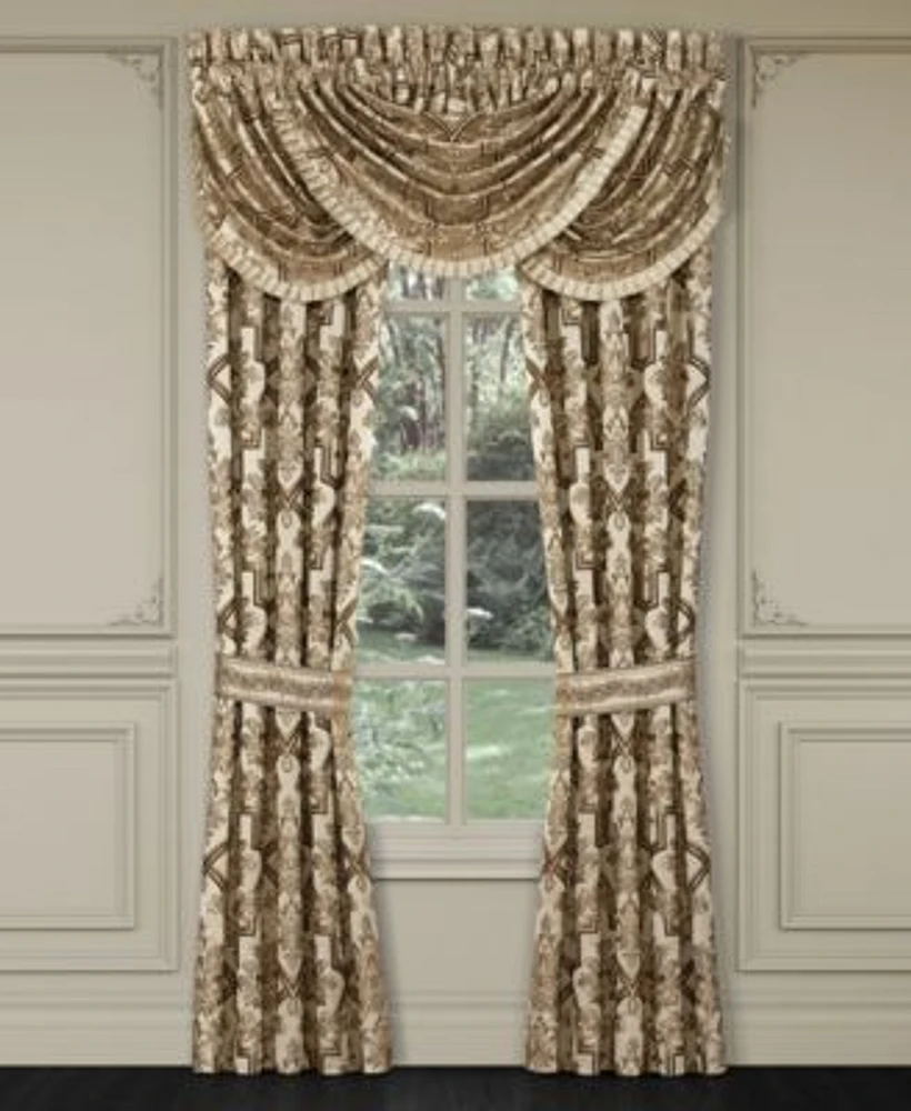 J Queen New York Gold Coast Window Collection