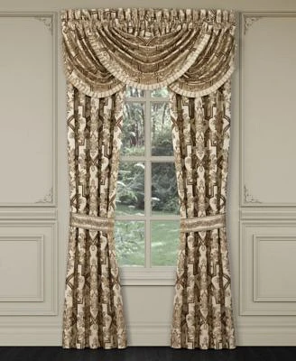 J Queen New York Gold Coast Window Collection