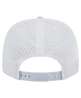New Era Men's White North Carolina Tar Heels Perform Vault 9SEVENTY Stretch Snap Hat
