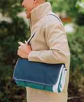 Oniva Outdoor Picnic Blanket Tote
