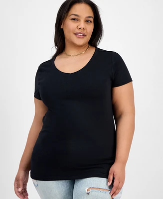 Trendy Plus Fitted V-Neck T-Shirt