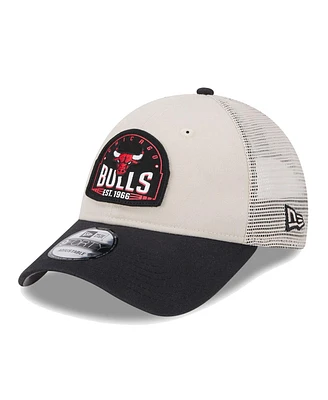 New Era Men's Khaki/Black Chicago Bulls Throwback Patch Trucker 9FORTY Adjustable Hat