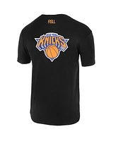 Fisll Men's and Women's Black New York Knicks Oversize Logo T-Shirt