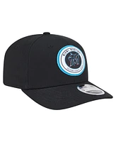 New Era Men's Black Miami Marlins Circle Patch 9SEVENTY Stretch-Snap Hat