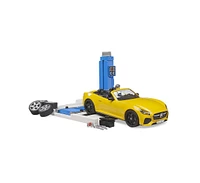 Bruder 1/16 bworld Car Service Center with Bruder Roadster