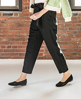 Cliffs by White Mountain Women's Beslee Square Toe Ballet Flats