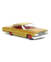 1/64 1963 Chevrolet Impala Ss, Gold Metallic & Red, California Lowriders