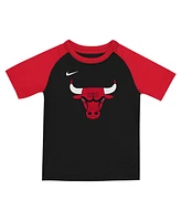 Nike Big Boys and Girls 2-Piece Red/Black Chicago Bulls Practice T-Shirt Shorts Set