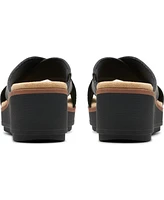 Clarks Collection Women's Wrenly Ivy Wedge Sandals