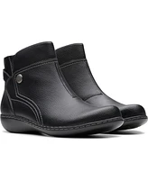 Clarks Women's Collection Ashland Mabel Flat Boots