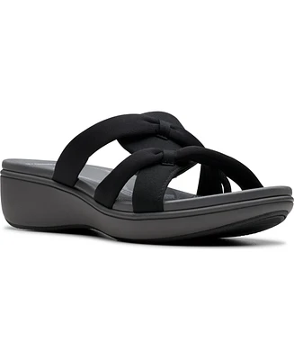 Clarks Cloudsteppers Women's Breeze Rae Cam Slip-On Flat Sandals