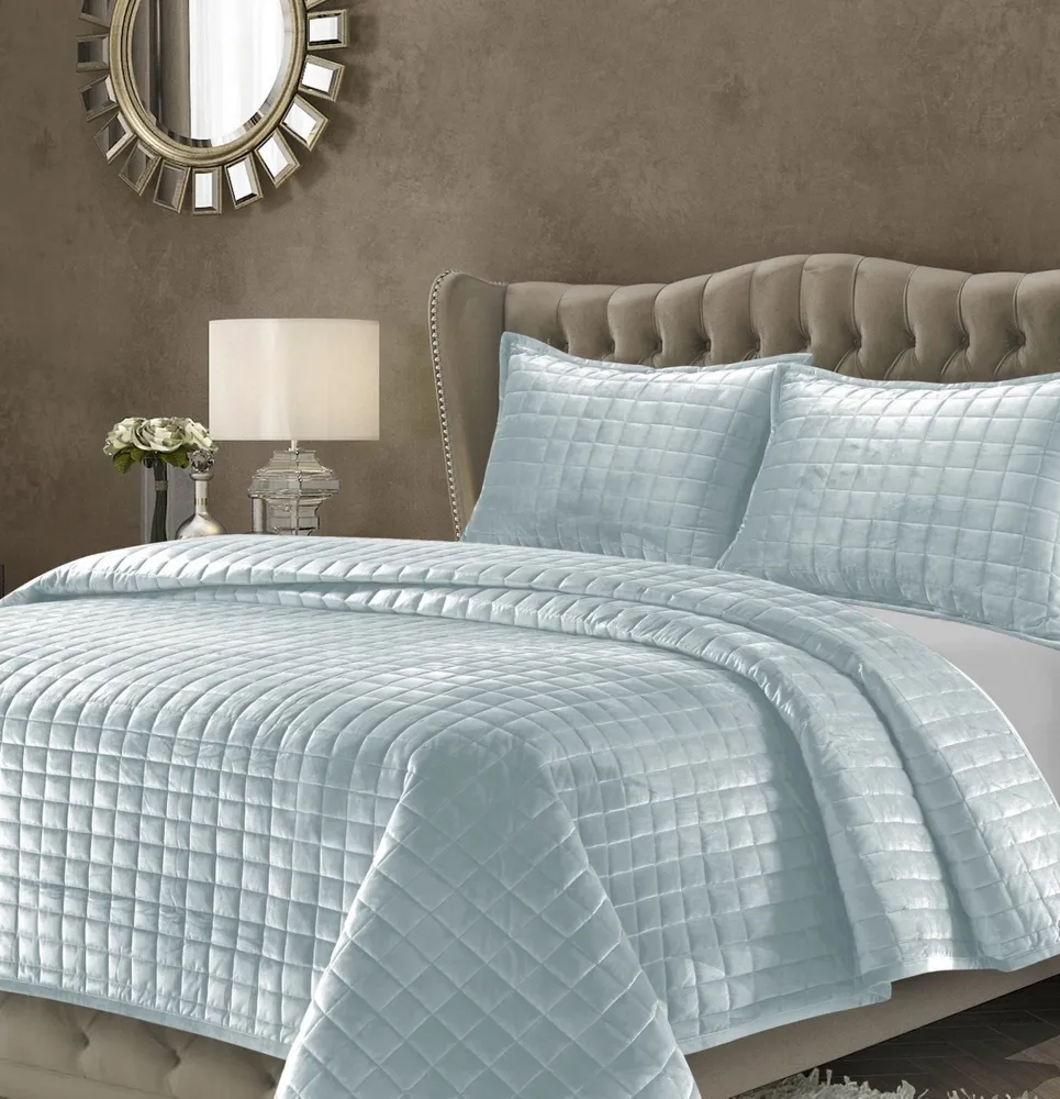 Florence Velvet Solid Oversized Twin Quilt Set