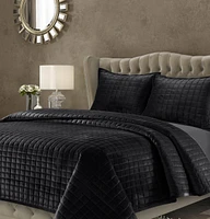 Florence Velvet Solid Oversized Queen Quilt Set