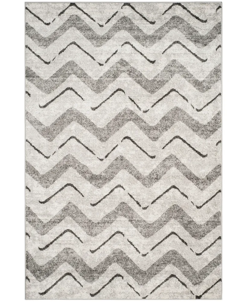 Safavieh Adirondack 121 Silver and Charcoal 6' x 9' Area Rug