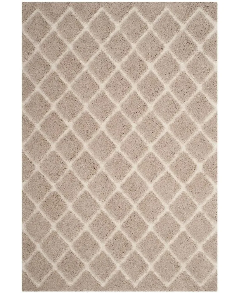 Safavieh Adriana Shag ARG780 Beige and Cream 6'7" x 6'7" Round Area Rug