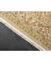 Bayshore Home Orwyn Orw7 7' x 10' Area Rug