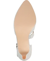 Journee Collection Women's Tillis Pumps