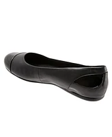 Softwalk Sonoma Cap Toe Flat