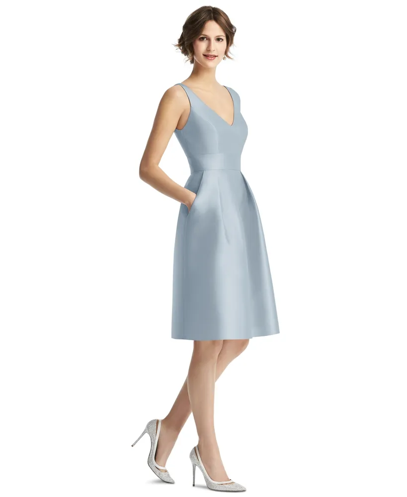 Alfred Sung Women's V-Neck Pleated Skirt Cocktail Dress with Pockets