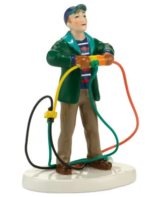 Department 56 National Lampoon's Christmas Vacation Village Fire It Up Dad Collectible Figurine