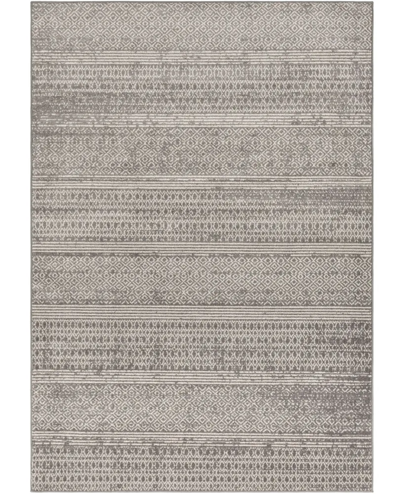 Livabliss Chester Che- 5'3" x 7'3" Area Rug