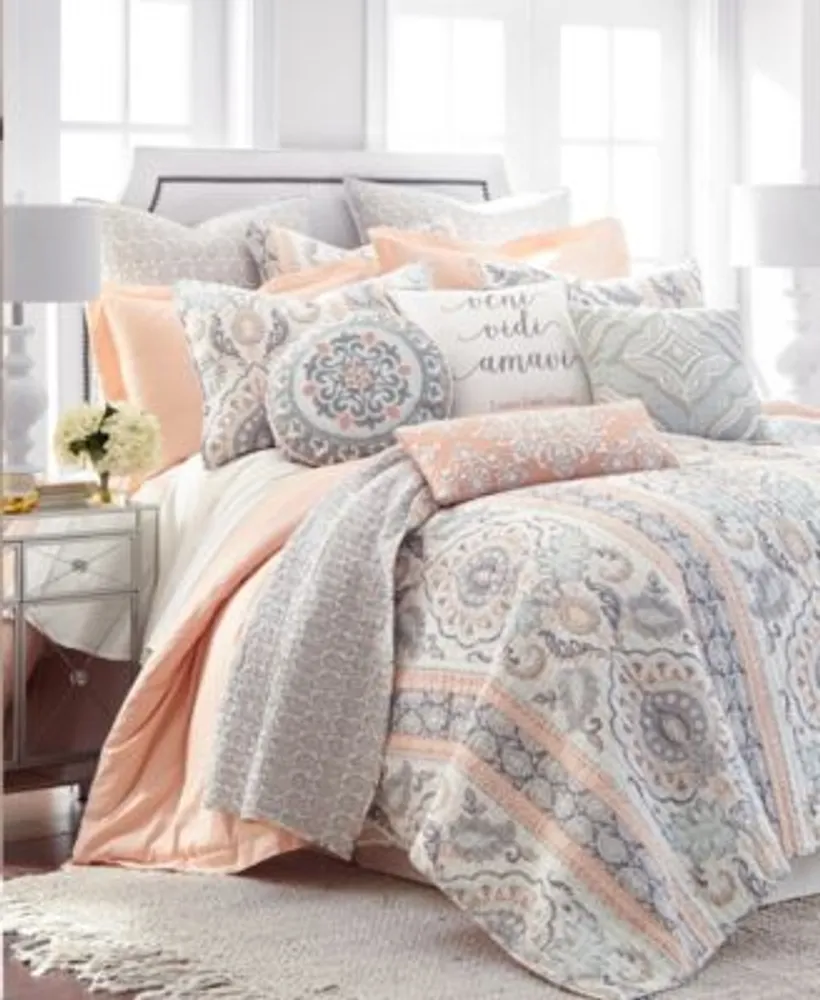 Mira Vintage Floral Oversized Quilt Set, Lush Decor