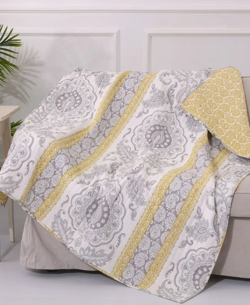 Levtex St. Claire Damask Reversible Quilted Throw, 50" x 60"
