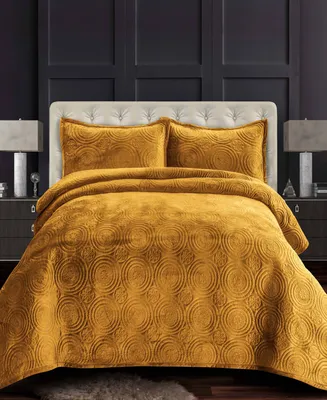 Tribeca Living Capri Medallion Velvet Oversized Solid piece Quilt Set