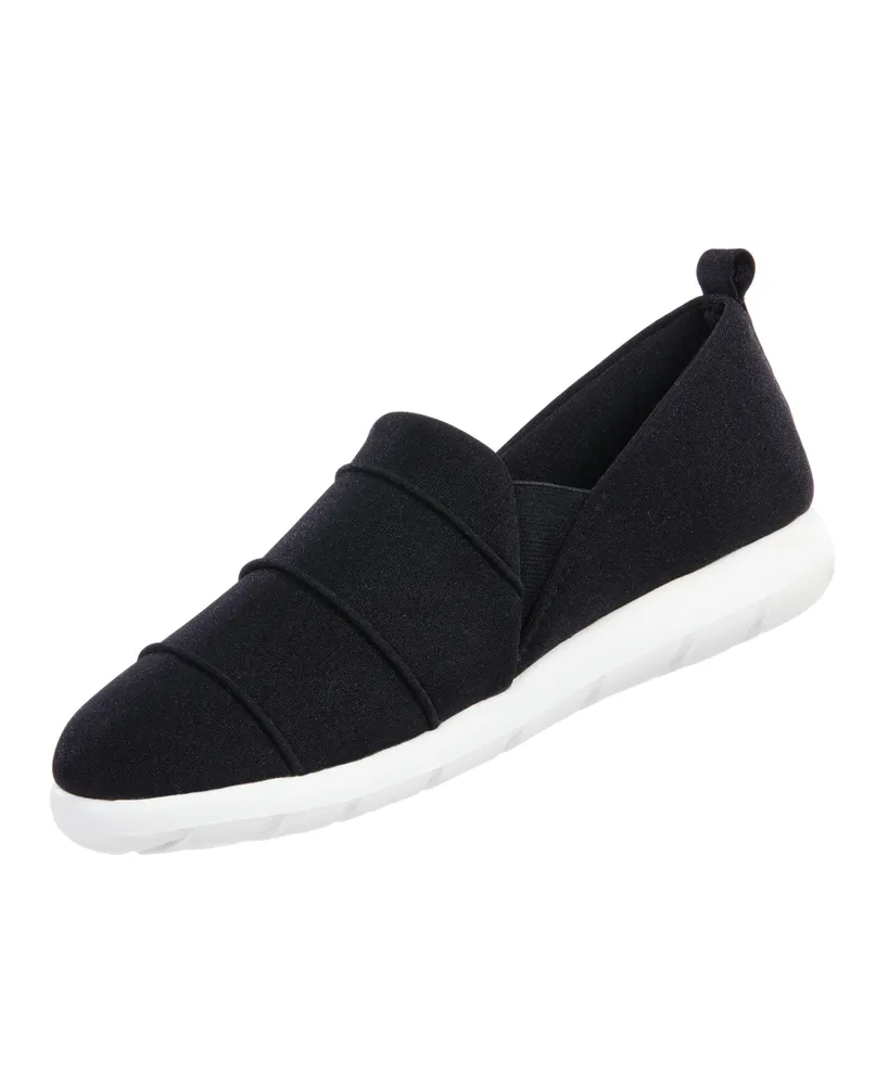 Zenz from Isotoner Women's Indoor/Outdoor Pintuck Lauren Slip-Ons