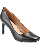 Journee Collection Women's Monalee Pumps