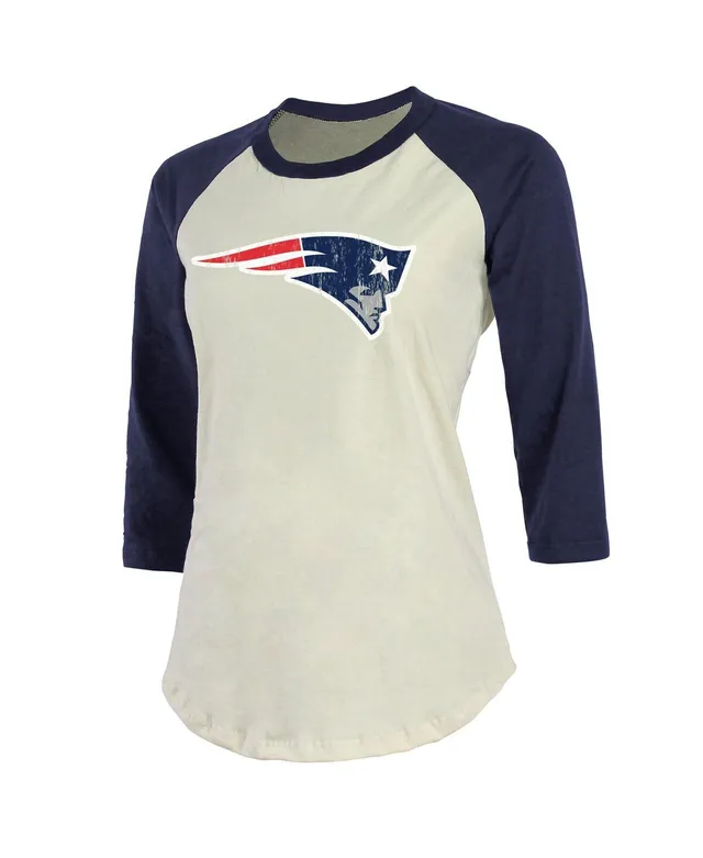 Lids Mac Jones New England Patriots Fanatics Branded Women's Logo Player  Icon Name & Number V-Neck T-Shirt - Navy