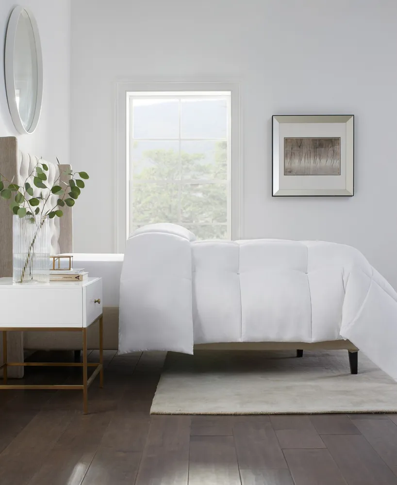 Serta Simply Clean Down Alternative Comforter