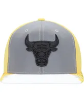 Men's Mitchell & Ness Gray, Yellow Chicago Bulls Day 5 Snapback Hat