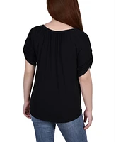 Women's Short Sleeve Round Neck Henley Top