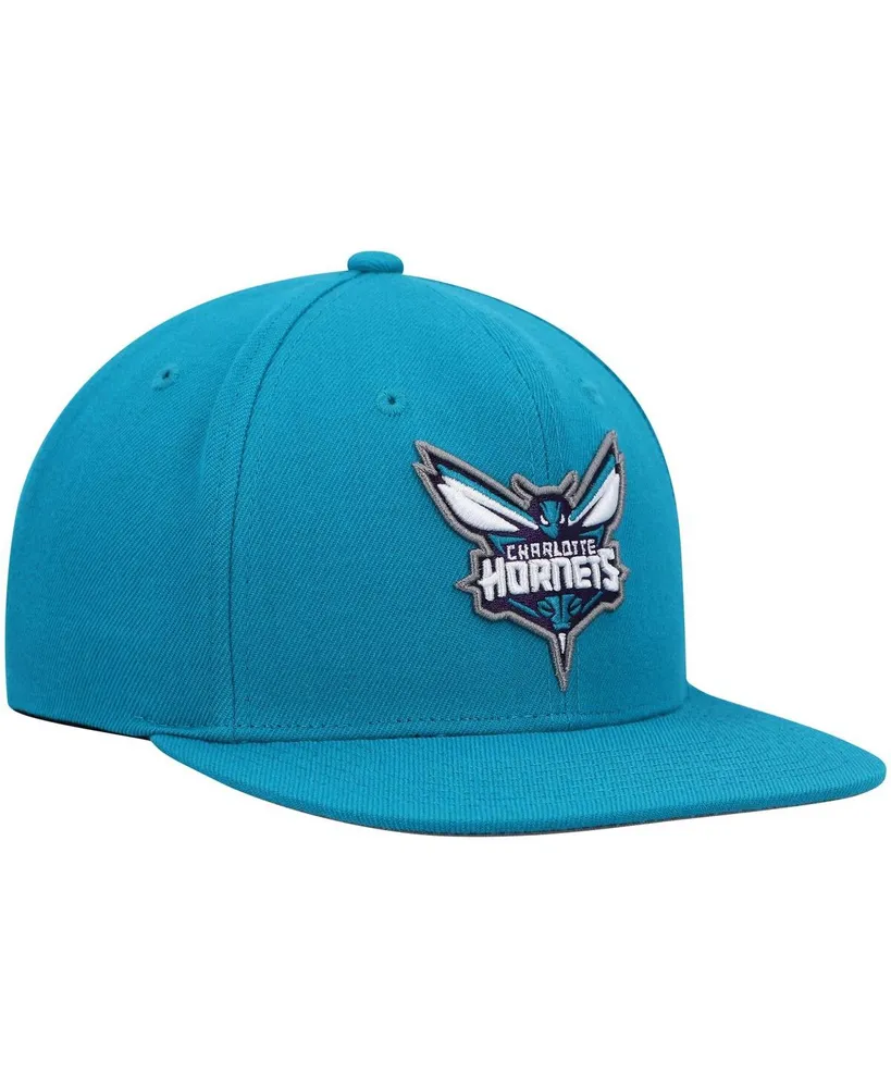 Men's Mitchell & Ness Teal Charlotte Hornets Ground 2.0 Snapback Hat