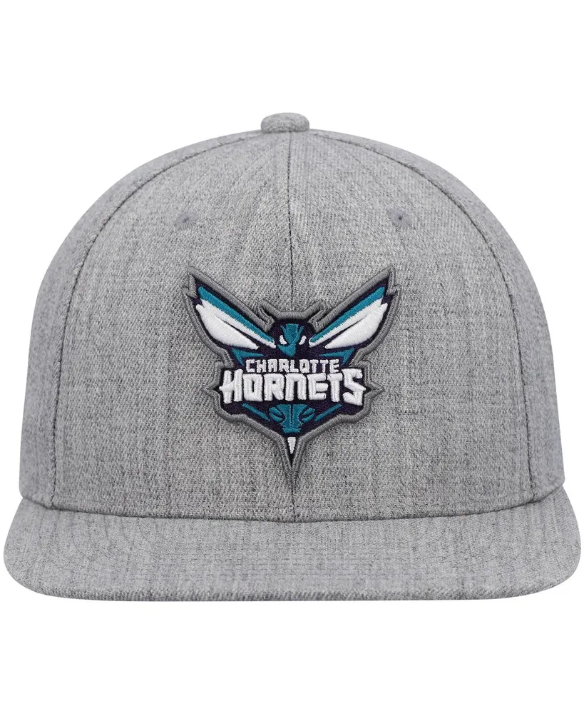 Men's Mitchell & Ness Heathered Gray Charlotte Hornets 2.0 Snapback Hat