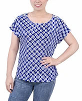 Petite Short Extended Sleeve Top