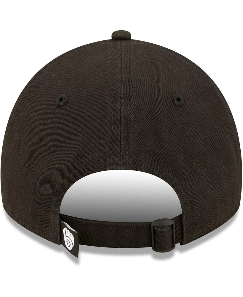 Men's New Era Milwaukee Brewers Black on Black Core Classic 2.0 9TWENTY Adjustable Hat
